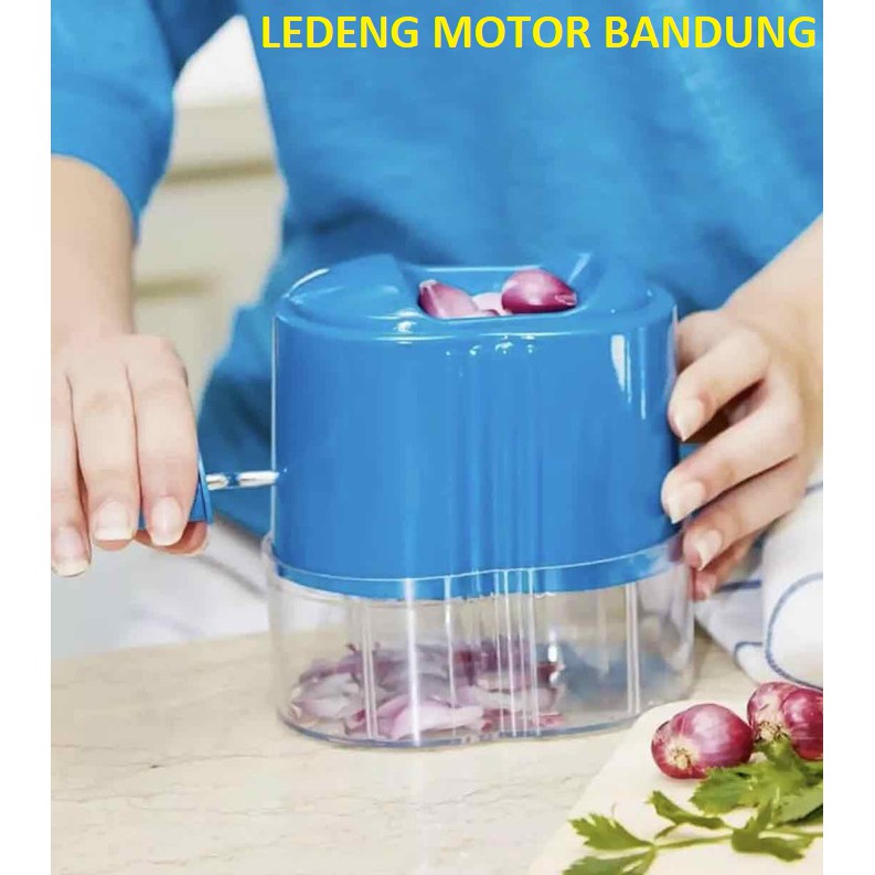 Perajang Bawang Alat Potong Pengiris Iris Cut Onion Slicer