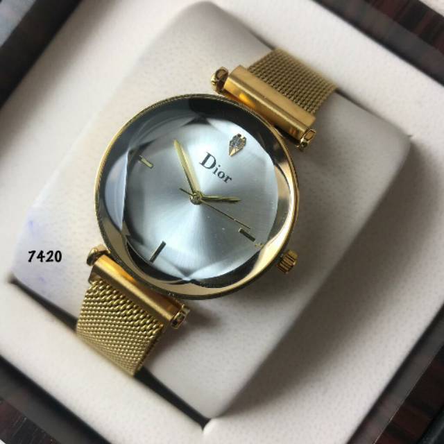 Jam Christian Dior Magnetic Strap #7420 .1