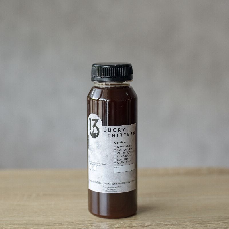 

Americano Botol 250ml by Lucky Thirteen Coffee