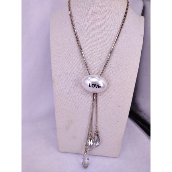 Kalung Rantai panjang