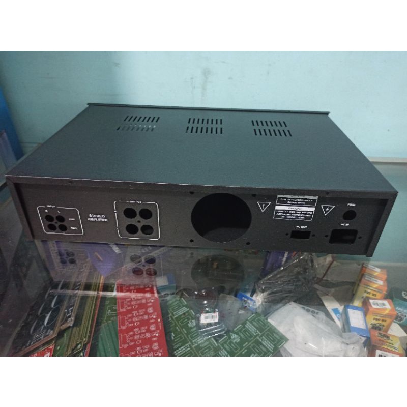 BOX POWER AMPLIFIER  PLAT TEBAL SOUND SYSTEM TEBAL XR0220 USB