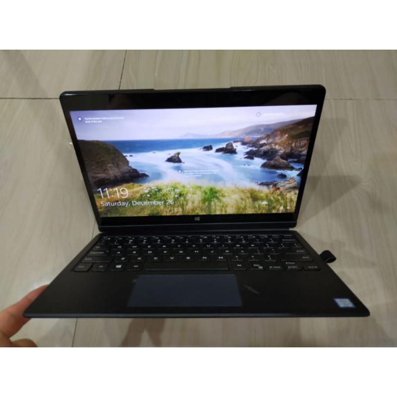 OBRAL.. LAPTOP DELL LATITUDE 7275.. 2 IN 1 .. CORE M5-6Y57 1.5GGZ..RAM 8GB..SSD256..SUPER RINGAN