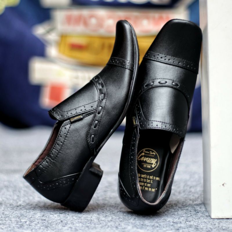 OPEX BLACK Sepatu Pria Pantofel Kulit Asli Hitam Lancip Spatu Pentopel Formal Kerja Kantor Slop Pesta Kondangan