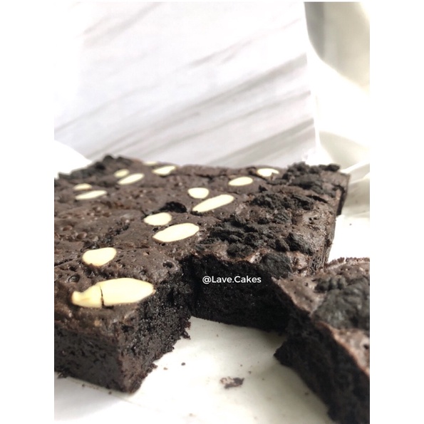 

Fudgy Brownies Shiny Crust Brownies Sekat 20x20