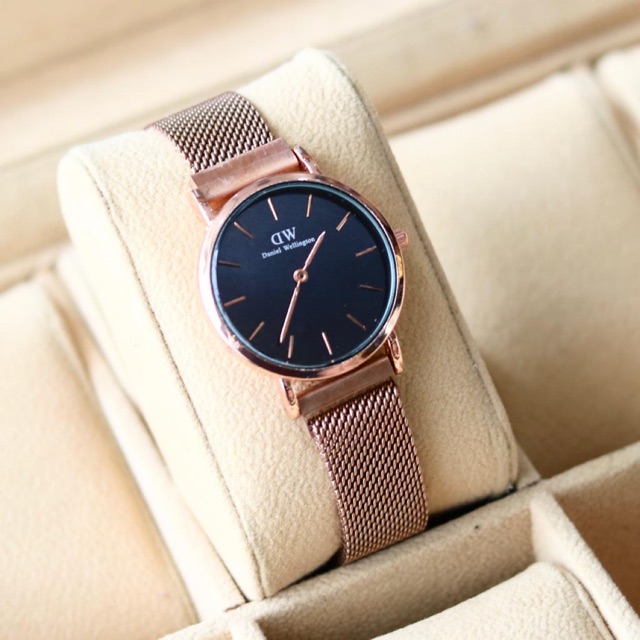 Jam tangan wanita DW magnet 8 warna
