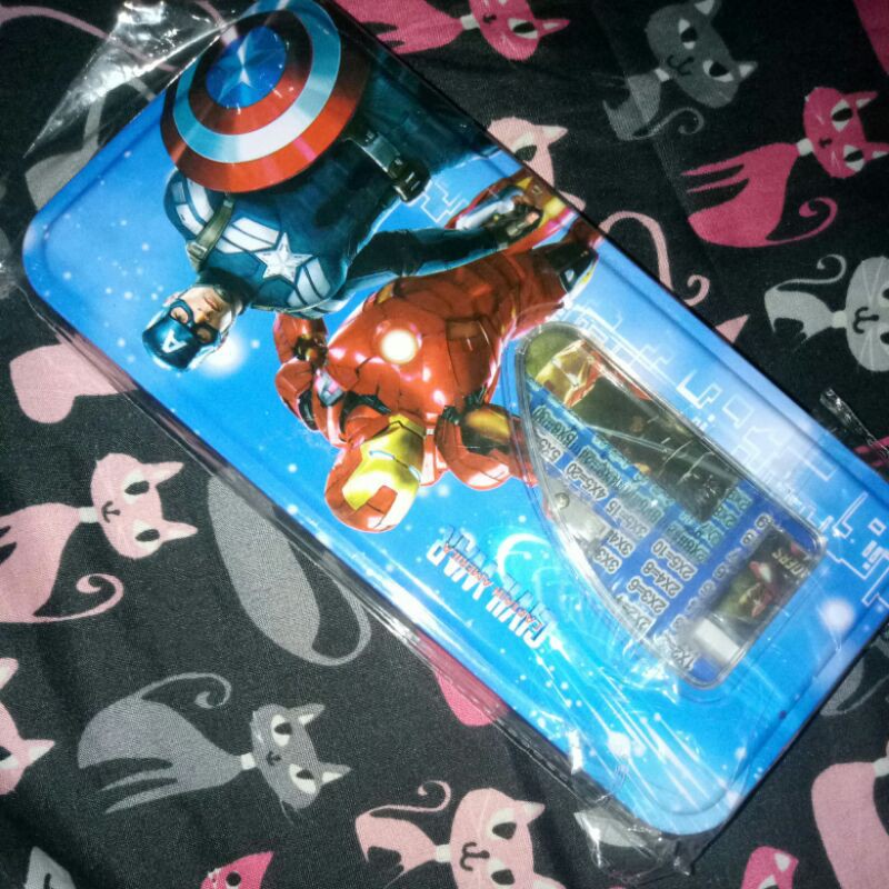

Set Tempat Pensil Anak Captein America