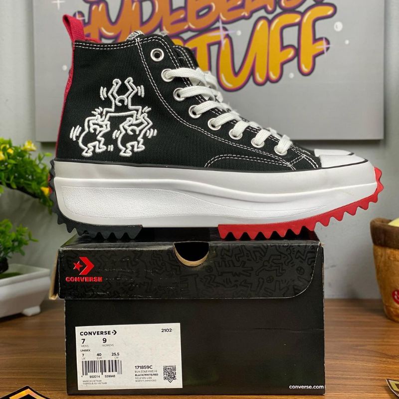converse hike keith haring