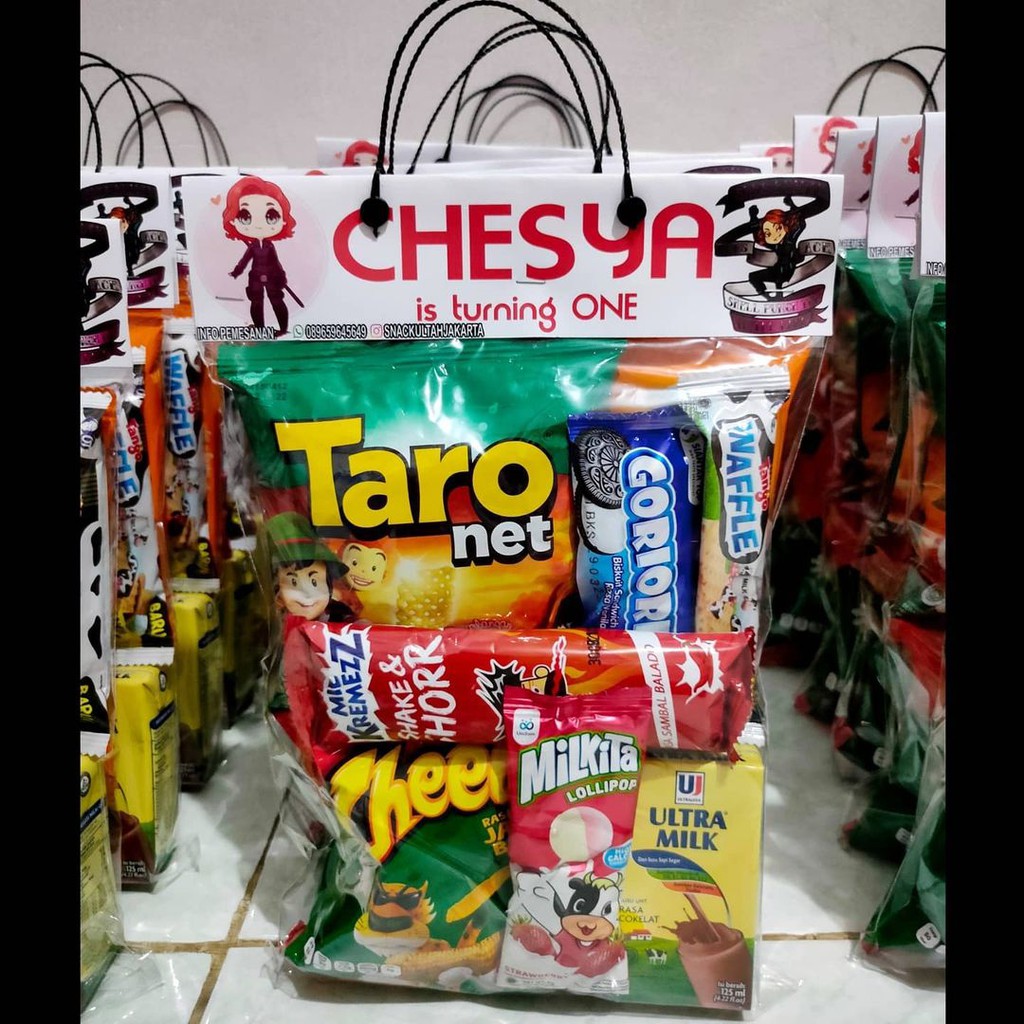 

Paket snack ulangtahun souvenir ulang tahun goodiebag Bingkisan Ultah min.order 10 pc kode S8-11i