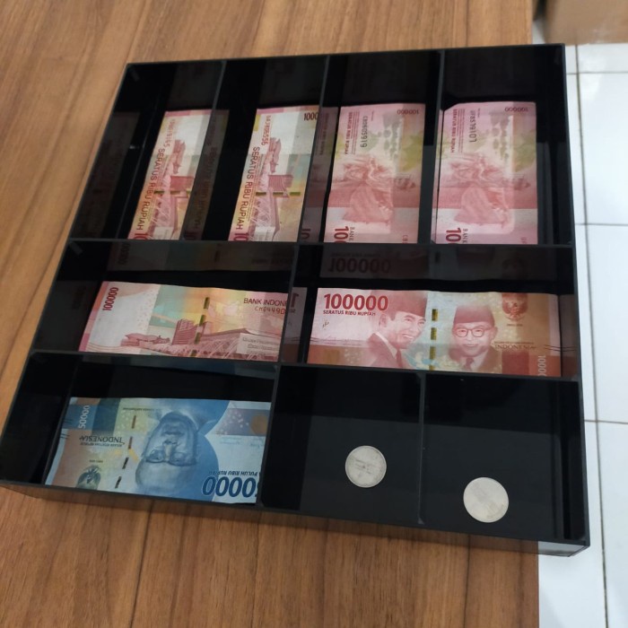 

Limited Tempat Uang Kasir Laci