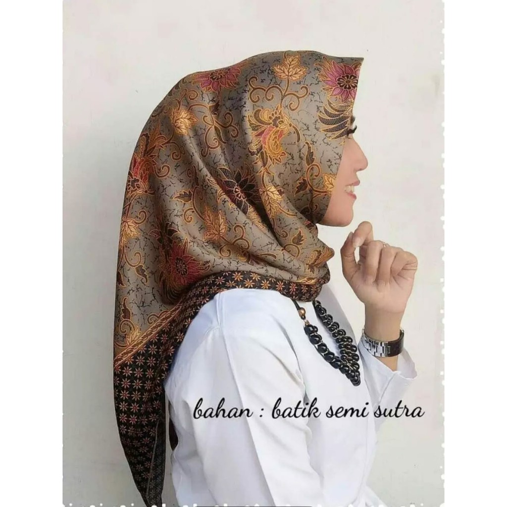 Luna Hijab Segi Empat Square Kerudung Batik Sutera Wanita