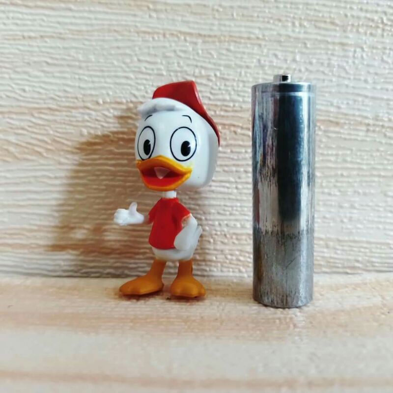 mainan action figureDucktales family donal bebek paman gober disney familyDonald duck uncle scrooge