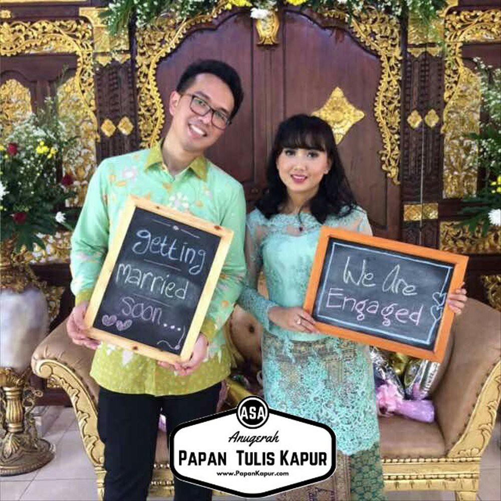 

Papan tulis kapur mini chalkboard prewedding 30x40cm blackboard jati belanda papan tulis kecil