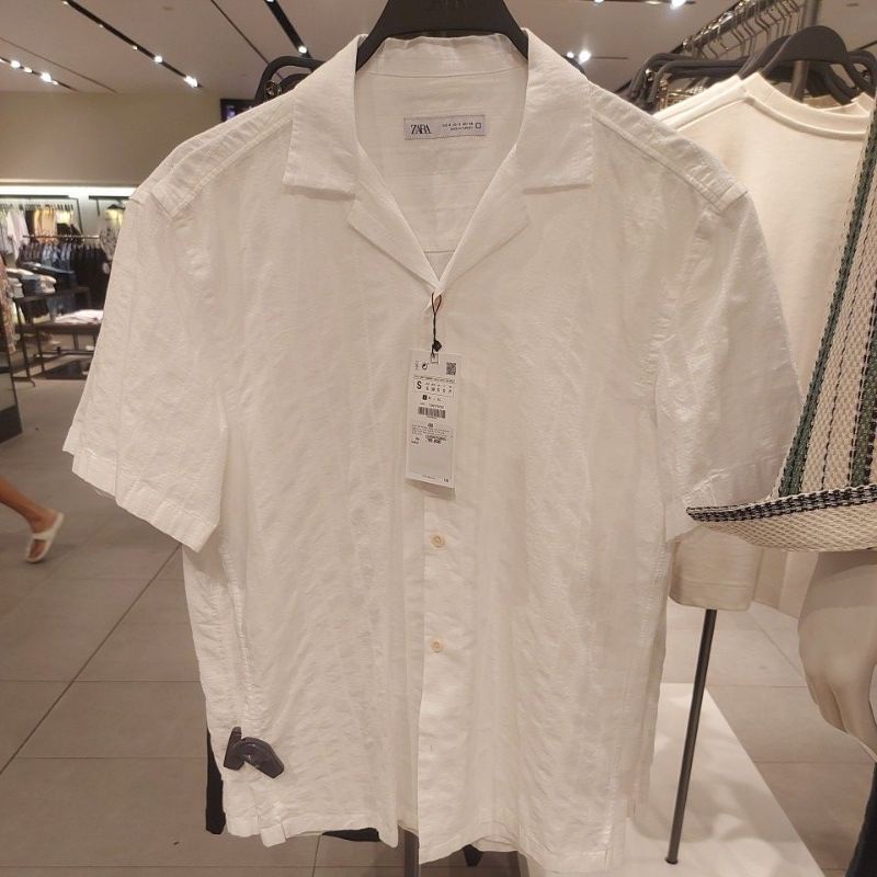 NEW ZARA MAN KEMEJA PUTIH LENGAN PENDEK