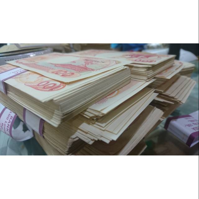 100rupiah pinisi