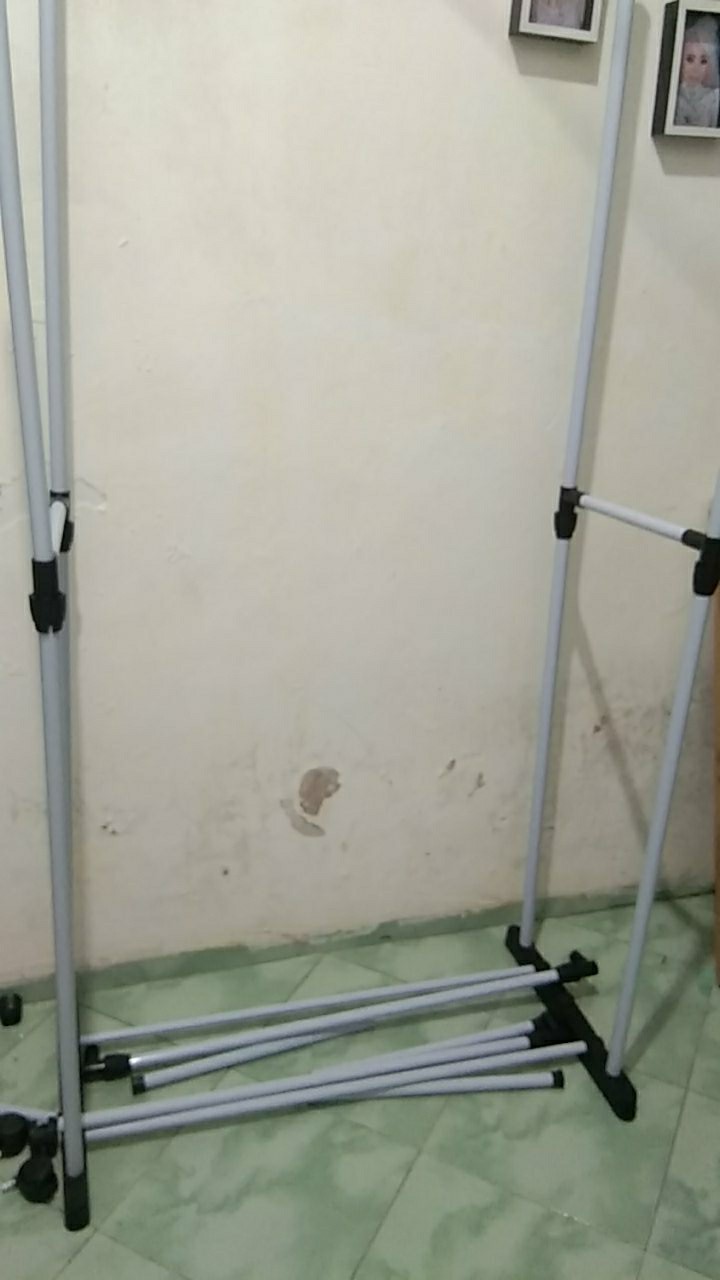 Stand Hanger Double Gantungan Baju Portabel Multifungsi 4 Roda