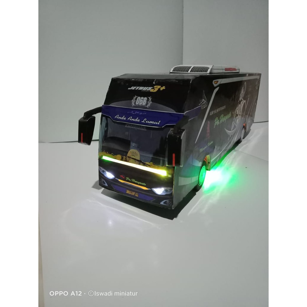Miniatur BUS PO INDONESIA
