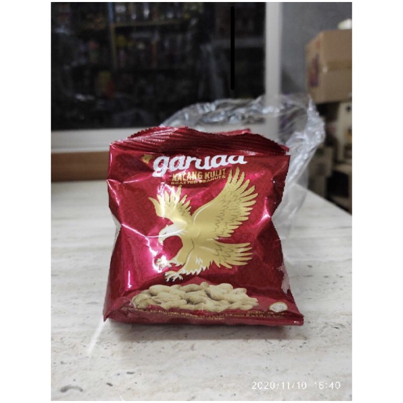 

Garuda Kacang Kulit 16 gram ( 1 renceng isi 10 pcs)