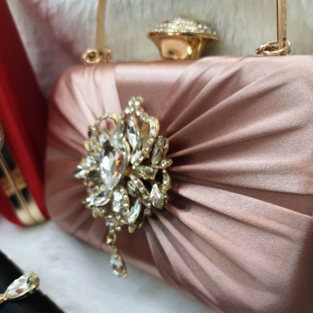 Tas pesta 1948 clutch satin clutch swarovskiTAS PESTA TANGAN TERMURAH (FOTO ASLI)