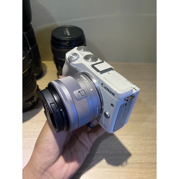 kamera mirorrless canon eos M3 lensa 15-45mm bukan Eos M M2 M6 M10 M50 M100 M200