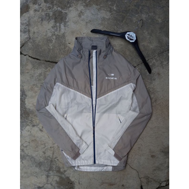 jaket running  eider