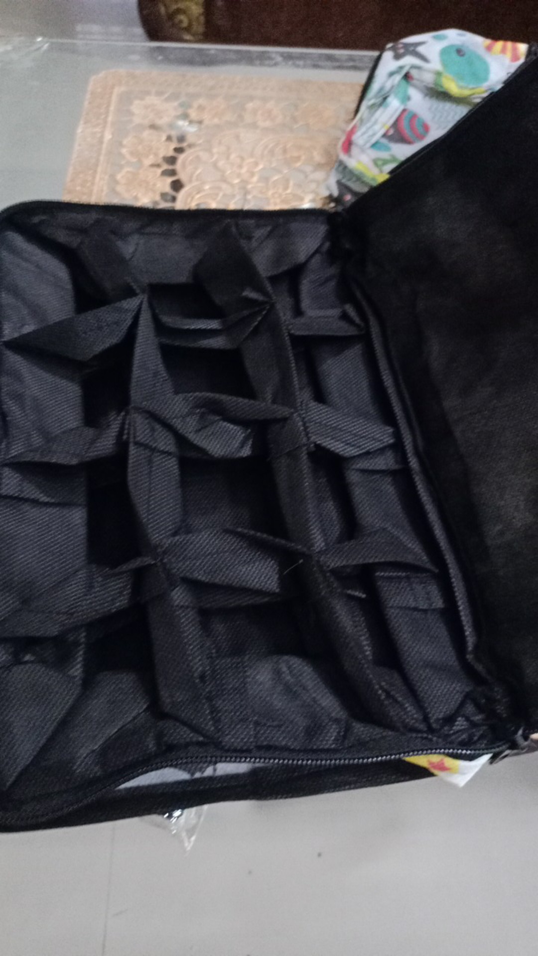 Tempat Gelas Full Resleting, Alas Full Triplek