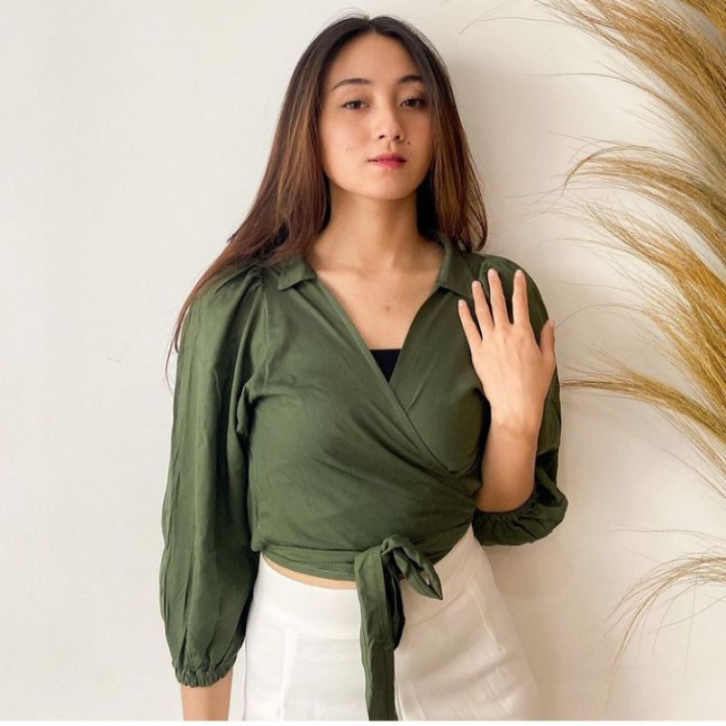 KAIRA WRAP TOP [ READY STOCK ]