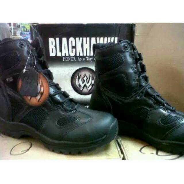 Sepatu Blackhawk