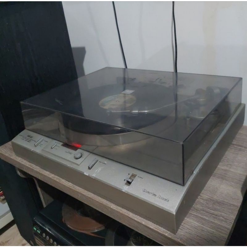 Turntable Vinyl Player Akai AP-Q50 Normal Lancar Orisinil Istimewa