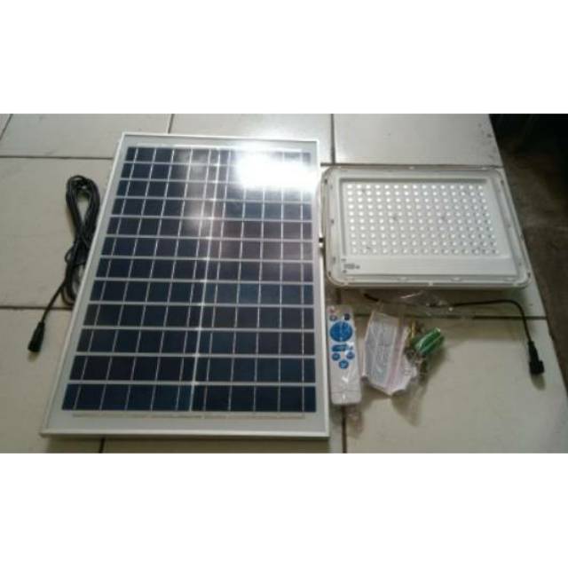 Lampu Sorot Led / Tembak Solar Cell 150 Watt 150W