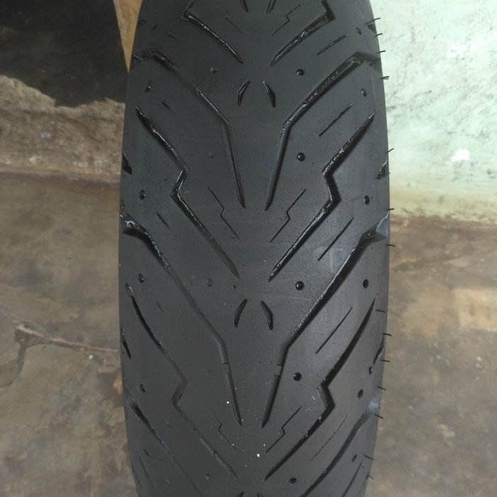 ban copotan nmax pirelli ukuran 140/70-13