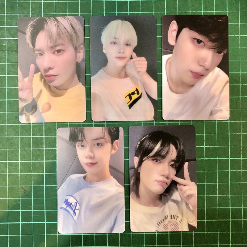 TXT - HYBE Insight Museum LD Lucky Draw Photocard PC Offline Exclusive SELCA
