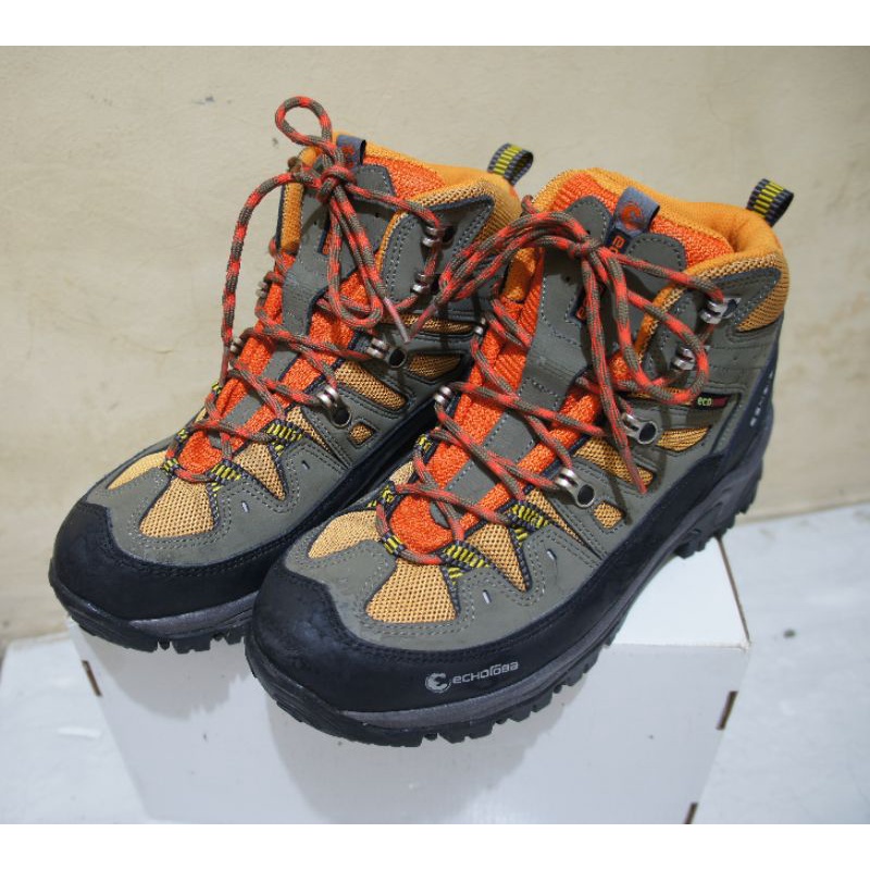 sepatu hiking echoroba