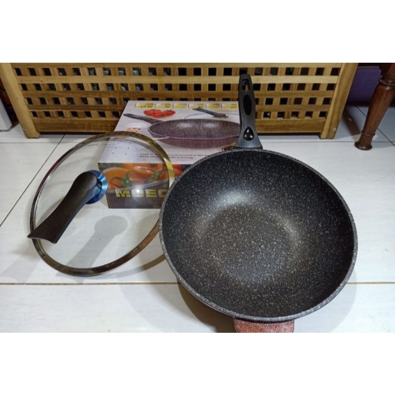 Panci Moegen Wok Pan