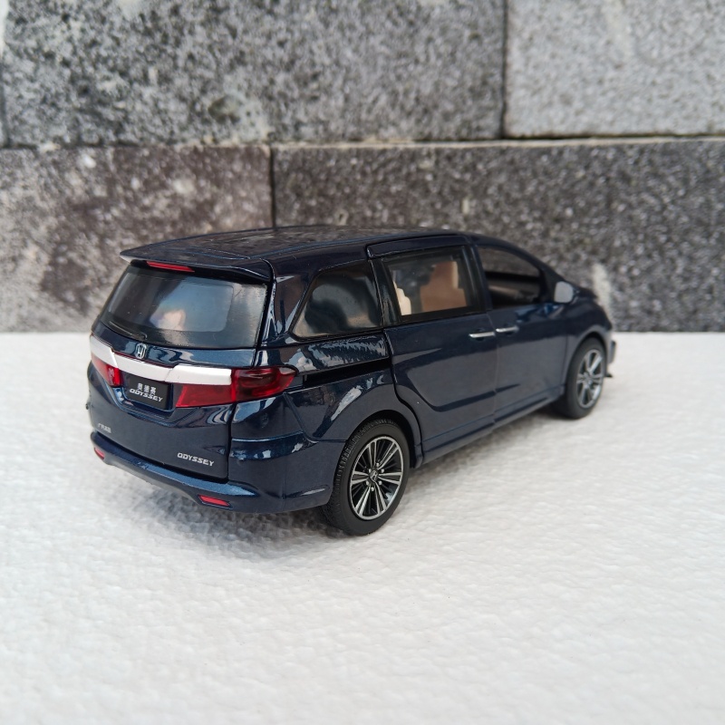 HONDA ODYSSEY Parfume Pewangi Pengharum Mobil Parfum Pajangan Miniatur Diecast Mobil