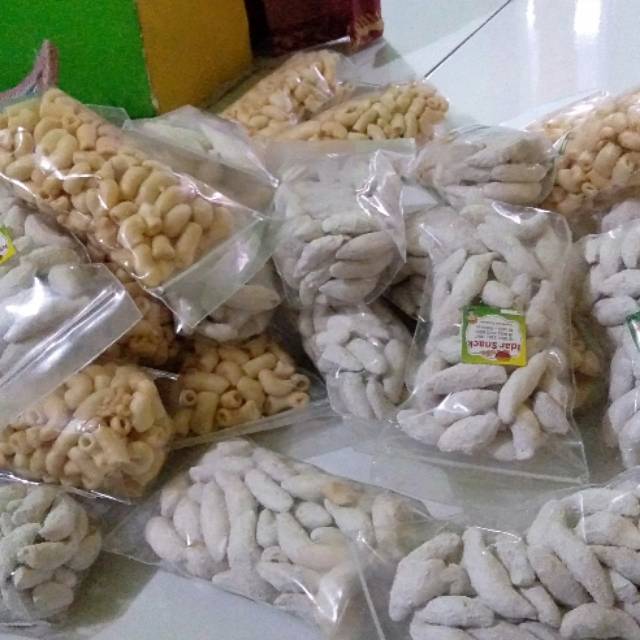 

Cemilan makronin dan bidaran manis