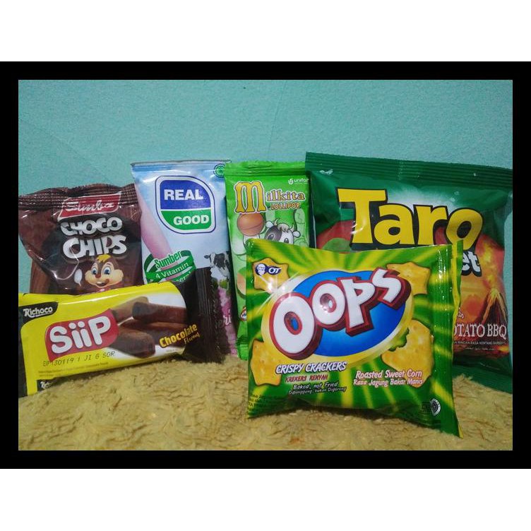 

PAKET SNACK ULANG TAHUN (ULTAH) BUY 20 FREE SOUVENIR KUALITAS TERBAIK