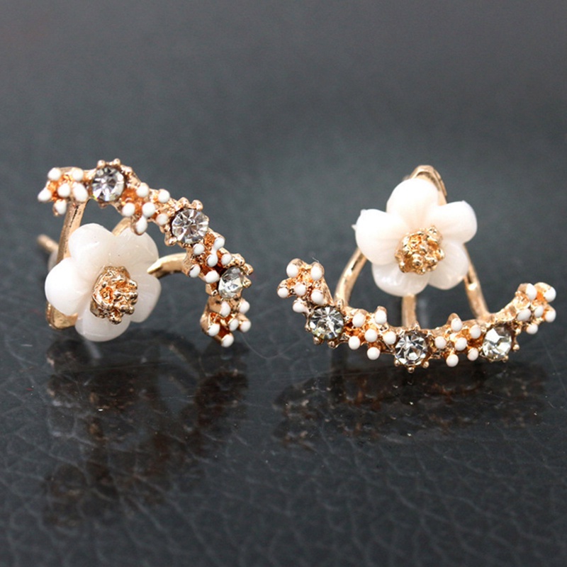 Anting Stud Desain Bunga Daisy Gaya Korea Untuk Wanita