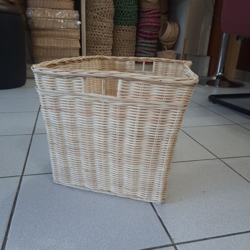 Keranjang Rotan Laci Laci Rotan Besar