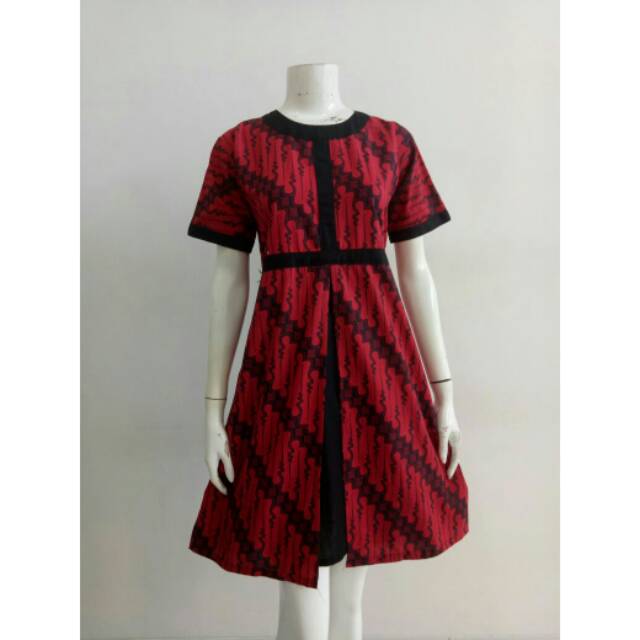 Dress Piyas Merah Delima