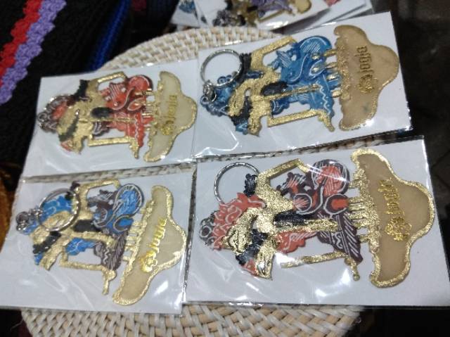 (BISA COD) SOUVENIR GANTUNGAN KUNCI WAYANG KULIT RAMA SHINTA JOGJA 12x5 cm OLEH-OLEH MURAH INDONESIA