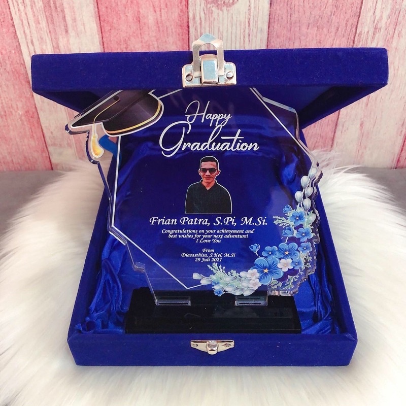 

plakat gift kado ultah kado wisuda kado weddin