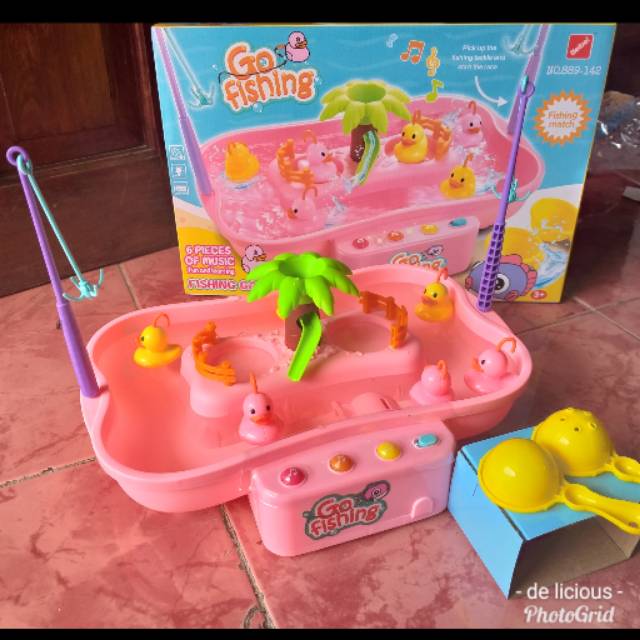 Mainan pancing bebek