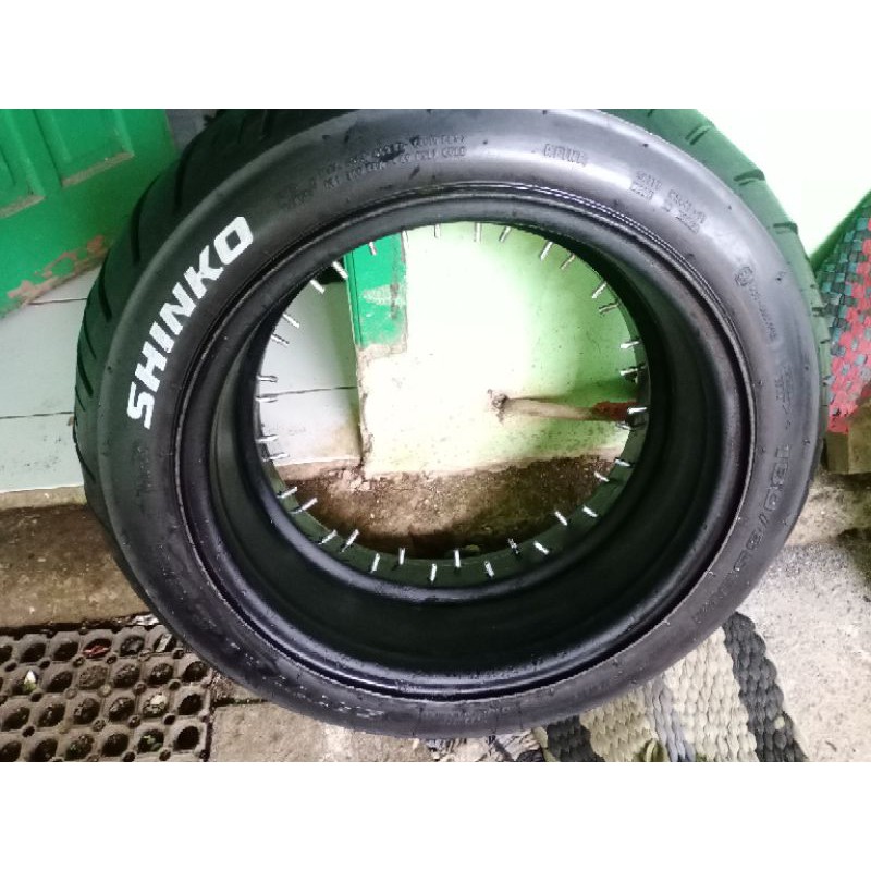Velg Lebar