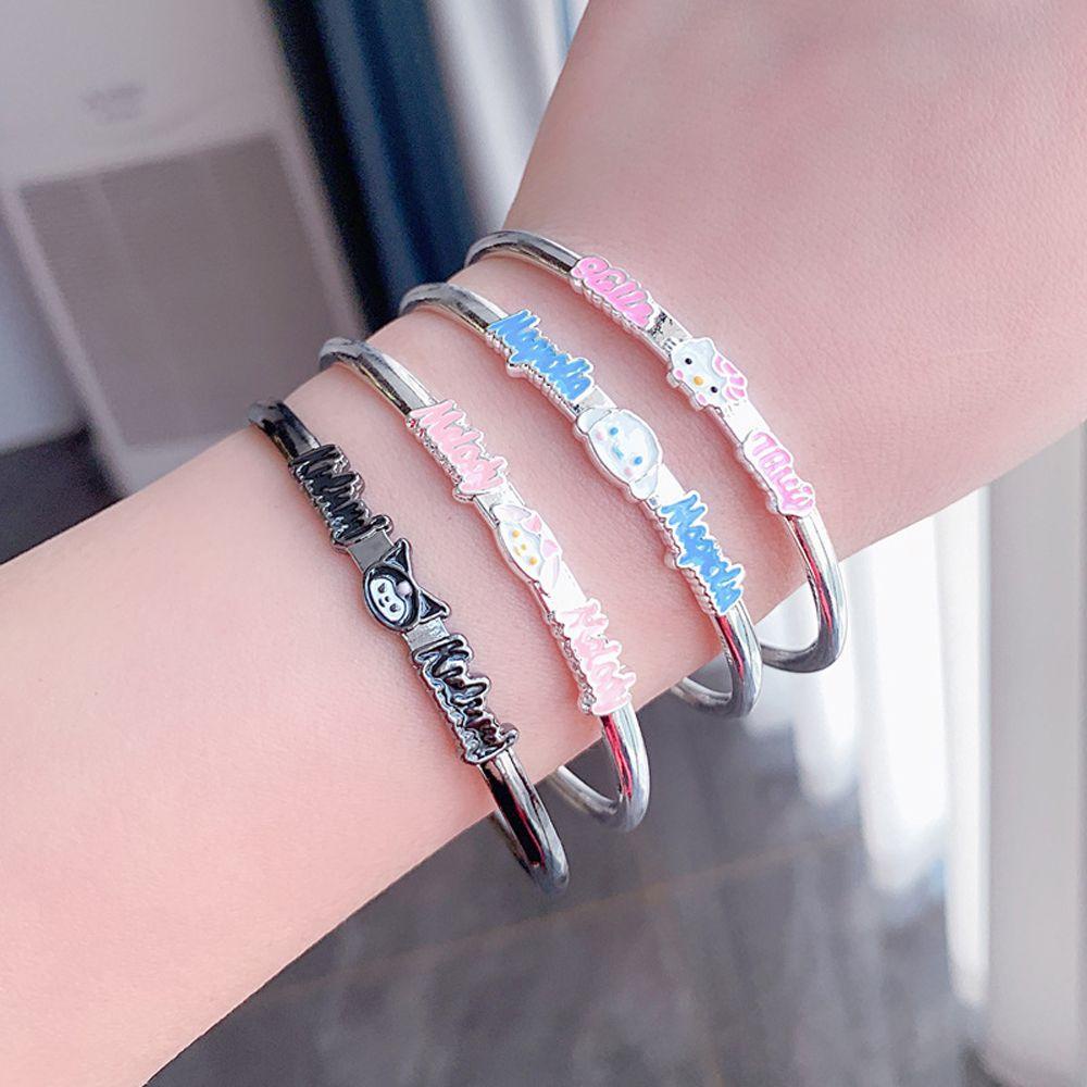 Augustina Kuromi Gelang Ditarik Kawaii Kepribadian Melodyku Tangan Dekorasi Perhiasan Kartun Cinnamoroll Animasi Seri Metal Wristlet