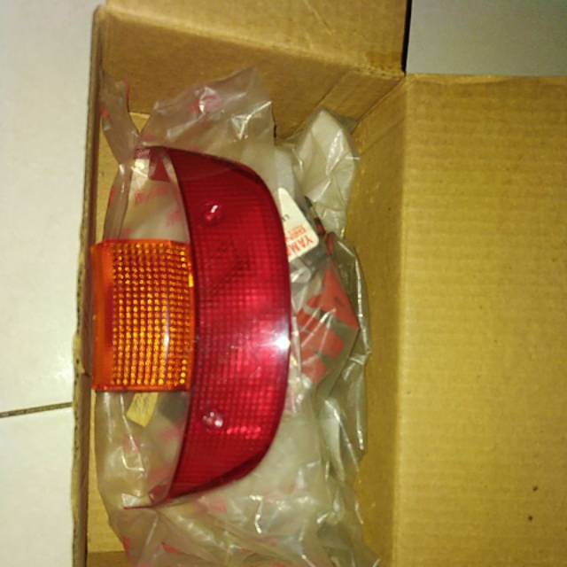 Mika lampu belakang stoplamp yamaha f1zr fizr F1ZR FIZR vega ori