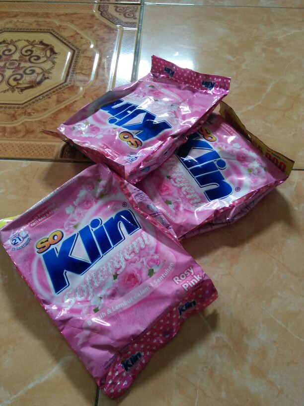 Daia 5000 Kemasan Detergent Hemat Putih/ungu/pink