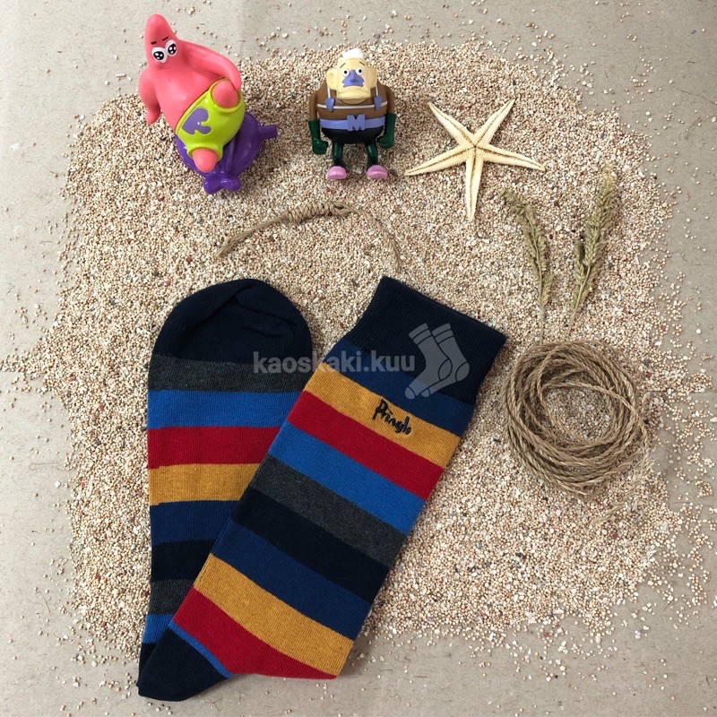 Kaos Kaki Motif Pringle