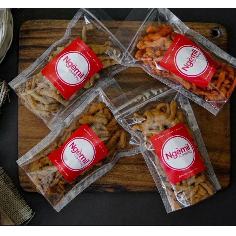 

USUS CRISPY CEMILAN SNACK ENAK UNTUK CEMILAN GABUT[100 gram]