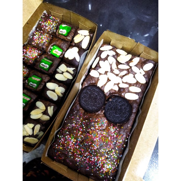 

brownies fudgy / brownies panggang / brownies sekat / brownies skat KECIL 20X10