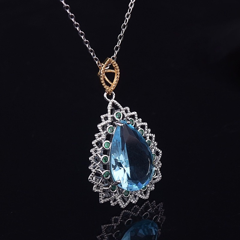 [Ready Stock]Fashion Inlaid Sapphire Pendant Water Drop Pear-Shaped Necklace